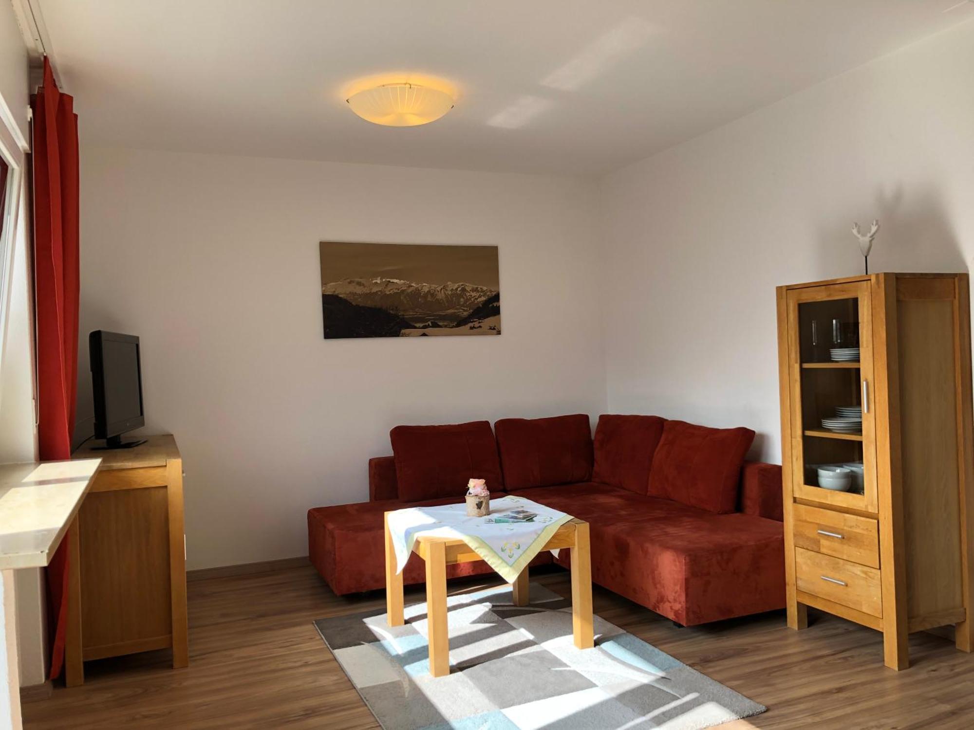 Walli Laterns - Ski Und Bergvergnuegen Direkt Vor Der Haustuer Exterior photo